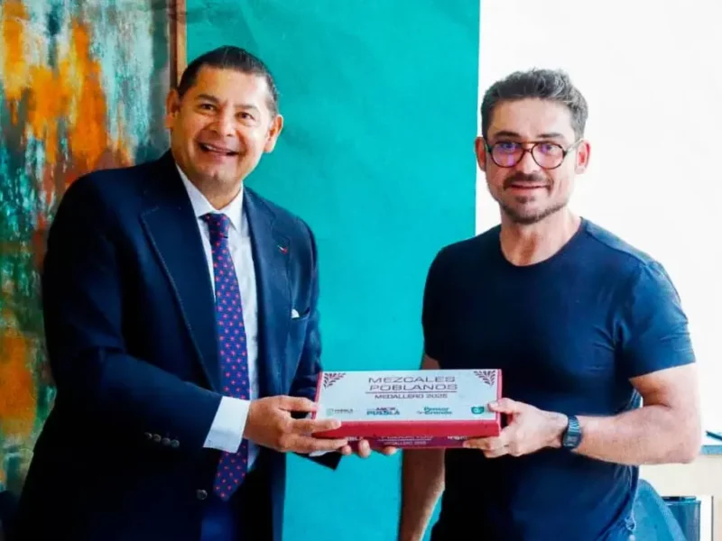 Alejandro Armenta se reúne con arquitecto Román Meyer; analizan proyectos turísticos para Puebla