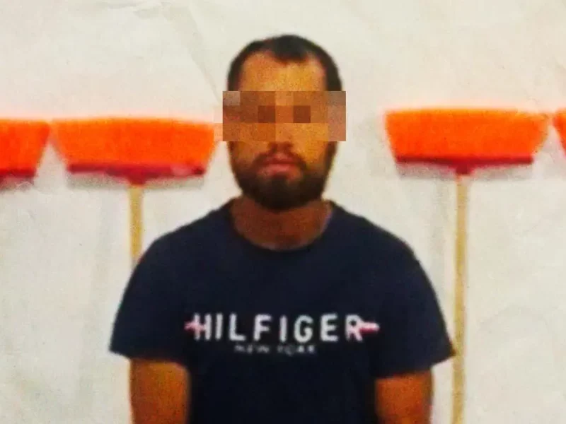 Operativa Barredora difunde mensaje con hombre "levantado" y advierte "limpia" en Texmelucan, Puebla