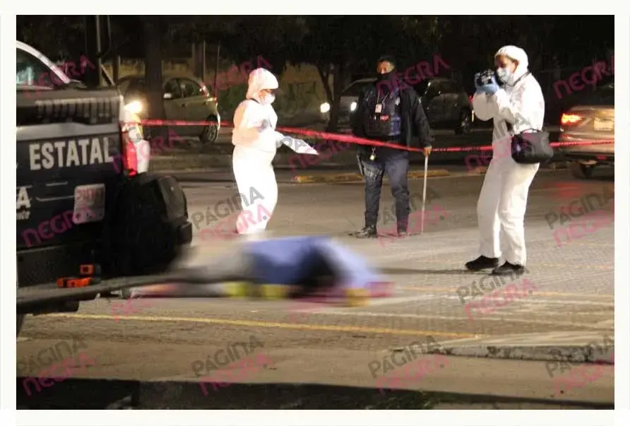Ejecutan a hombre frente a paradero de RUTA en San Bernabé Temoxtitla, Puebla