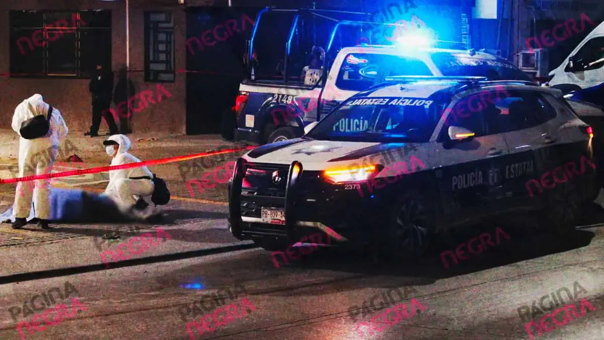 Identifican a hombre ejecutado frente a paradero de RUTA en San Bernabé Temoxtitla, Puebla