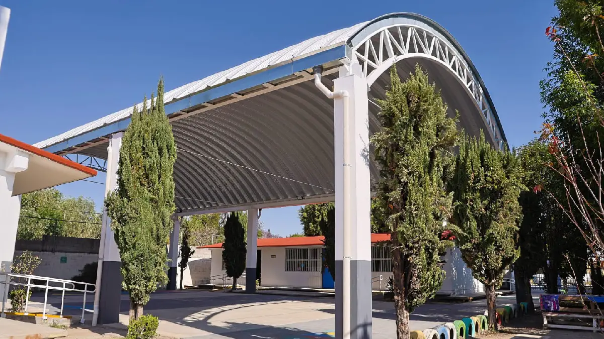Entrega Lupita Cuautle obra en CAIC de Concepción La Cruz