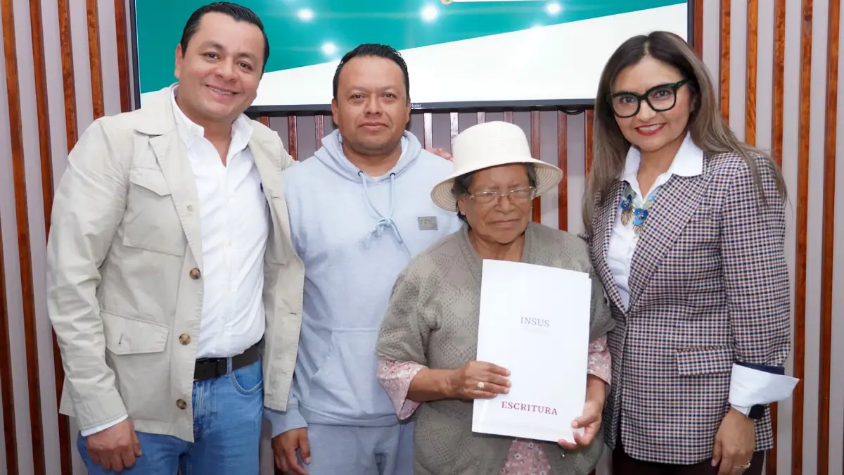 El gobierno de Juan Manuel Alonso y el INSUS entregaron escrituras a familias texmeluquenses