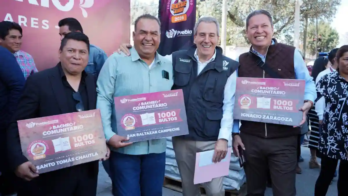 Impulsa Pepe Chedraui estrategia integral de bacheo en juntas auxiliares de la capital