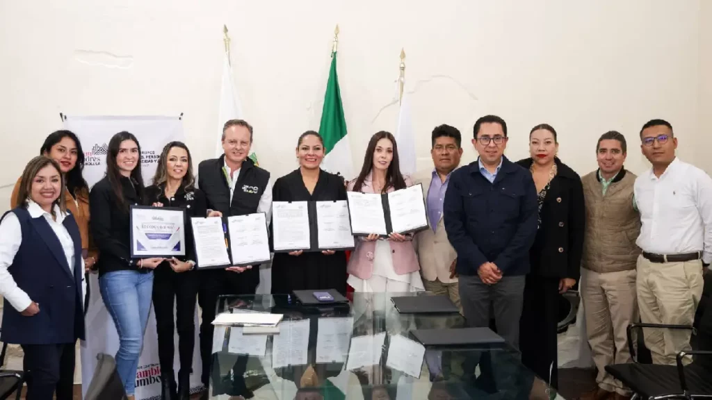 Lupita Cuautle y Conkretar de Occidente dignificarán más hogares en San Andrés Cholula
