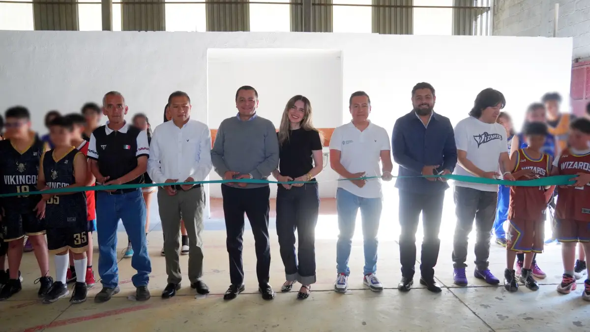 Gobierno del estado y municipio, fortalecen la infraestructura deportiva de Texmelucan