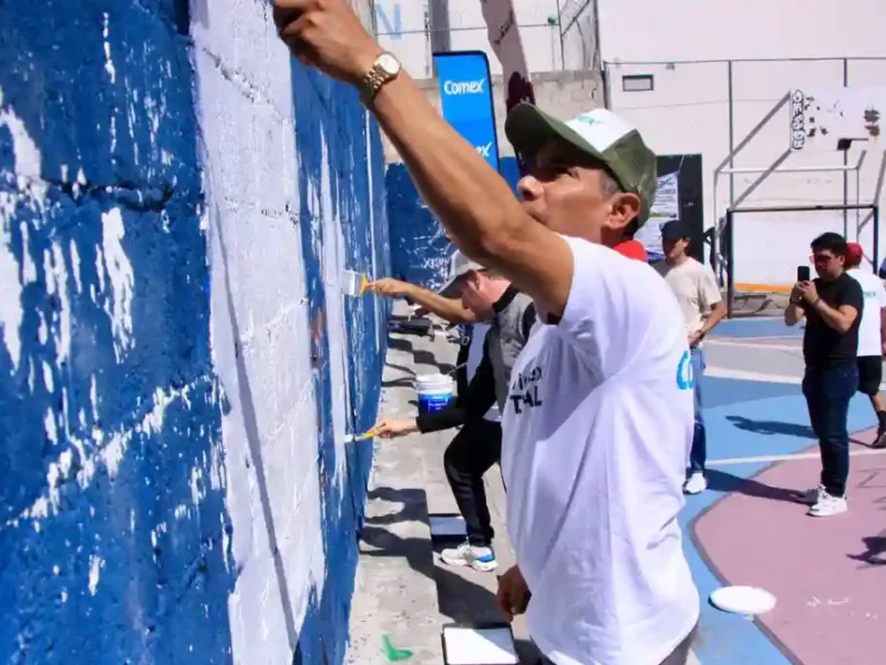 Realiza Gobierno de Pepe Chedraui Jornada de Pintura en Cancha La Rosa
