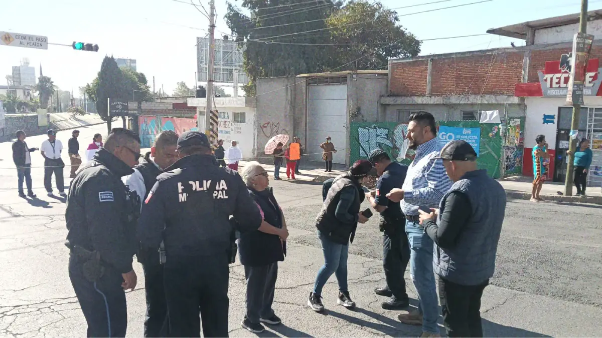 Ante la inconformidad en el servicio de agua potable en la zona, el Ayuntamiento de San Andrés Cholula acompaña a habitantes de Concepción Guadalupe en busca de soluciones