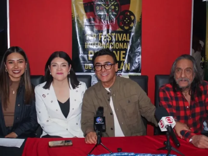 Cineastas, actrices, actores y autoridades inauguran el Primer Festival Internacional de Cine de Zacatlán
