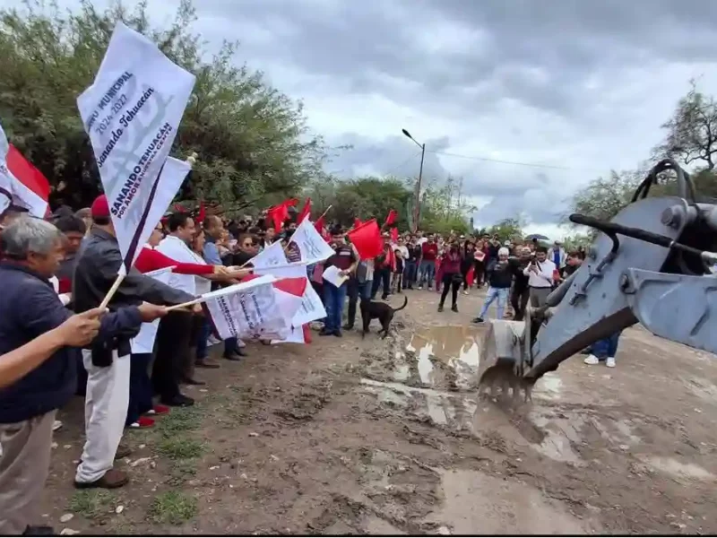 Gobierno de Tehuacán impulsa obras prioritarias en Santa María Coapan para mejorar calidad de vida de sus habitantes