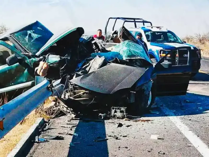 Accidente en la autopista Siglo XXI deja cuatro muertos y tres heridos