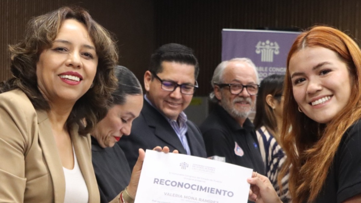 Otorga Congreso del Estado reconocimientos a desarrolladores del nanosatélite Gxiba-1