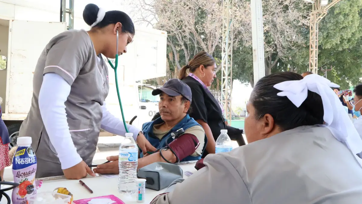 Gobierno de Tehuacán lleva servicios médicos gratuitos a San Pedro Acoquiaco y suma más 60 Jornadas de Salud en el municipio