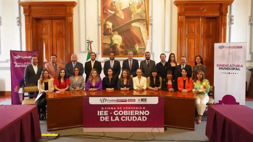 Fortalece Pepe Chedraui coordinación institucional con firma de convenio con IEE