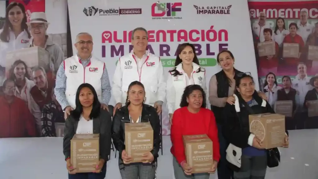 Pepe Chedraui y MariElise Budib entregan más de 4 mil despensas del programa “Alimentación Imparable” en la U.H. San Bartolo