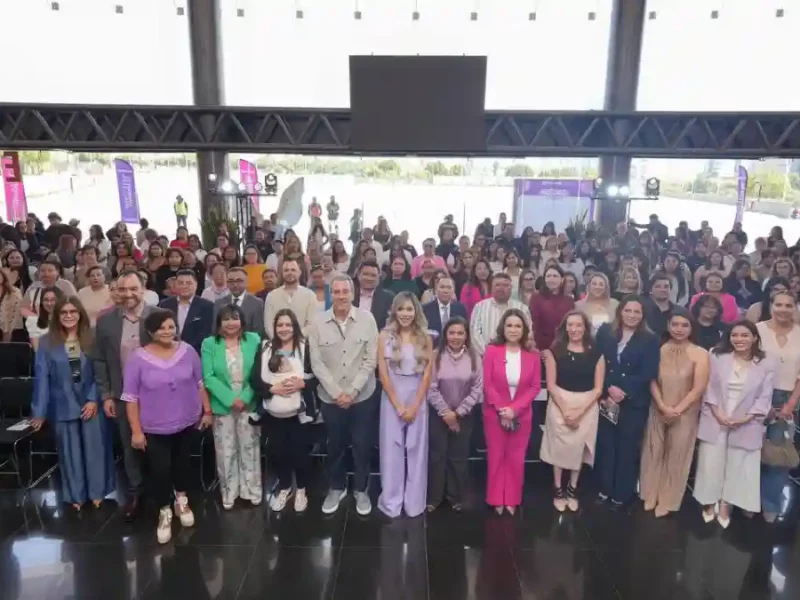 Promueve Pepe Chedraui espacios para fortalecer el liderazgo y la autonomía de las mujeres