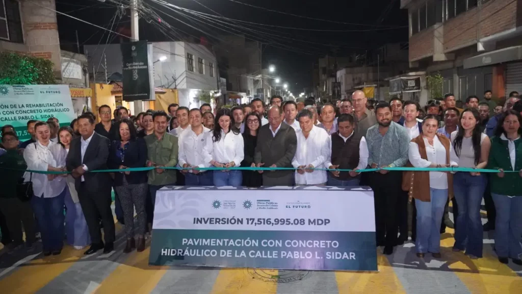 Gobierno de Juan Manuel Alonso inaugura pavimentación de dos calles estratégicas para los texmeluquenses