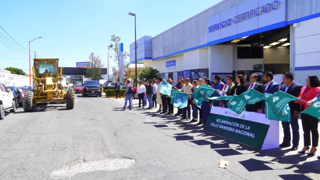 Alcalde Juan Manuel Alonso, inició relaminación de la calle Bandera Nacional para agilizar el tránsito en Texmelucan