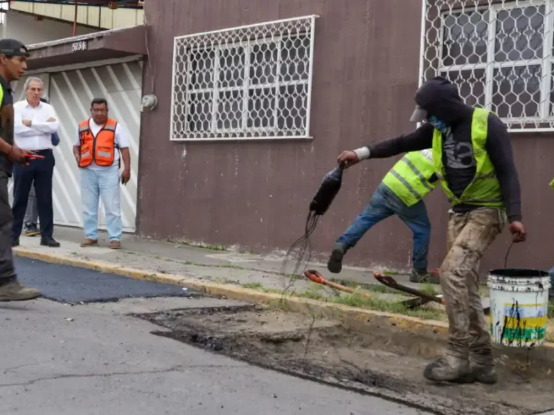 Avanza Gobierno de Pepe Chedraui con la Campaña Capitalina Bacheando Puebla