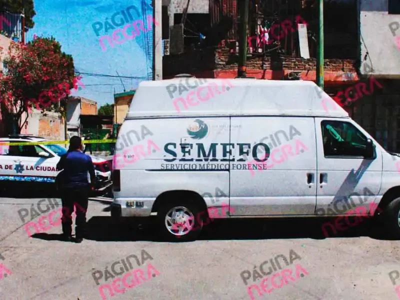 Abandonan cuerpo embolsado junto a barranca de la colonia Naciones Unidas, Puebla