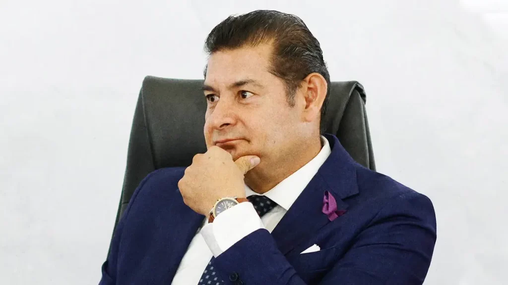 Alejandro Armenta descarta ruptura entre Morena y Partido del Trabajo por reforma electoral