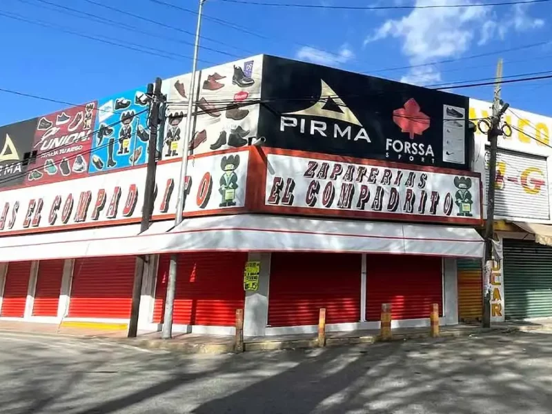 Persiste venta clandestina de alcohol en el Mercado Morelos pese a operativos