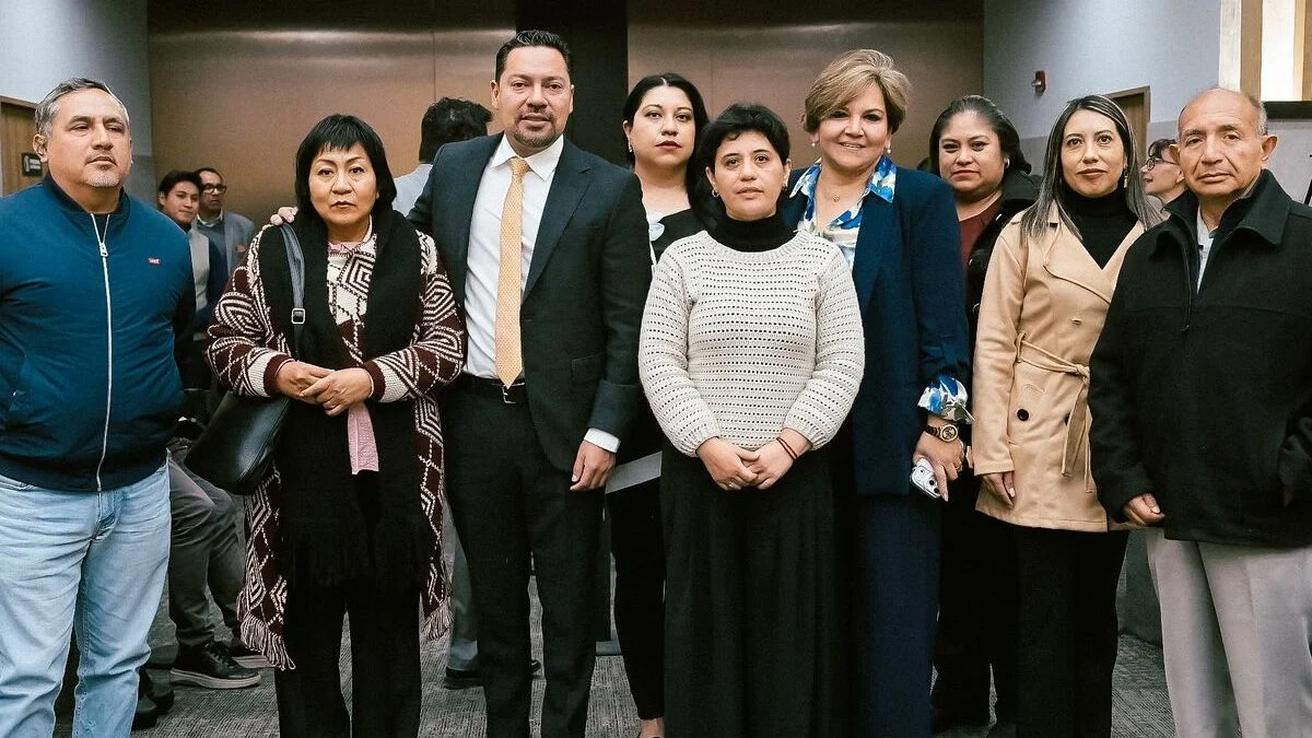 Andrés Villegas presenta iniciativa para modernizar bibliotecas públicas de Puebla