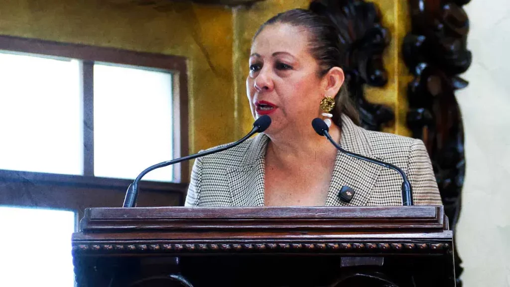 Laura Artemisa exige respeto para alumnos de Ibero tras vídeo y polémica de Nay Salvatori