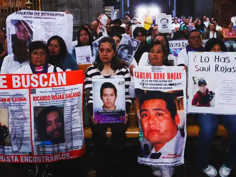 Durante 8M 2026, madres buscadoras exigen esclarecer casos de personas desaparecidas en Puebla