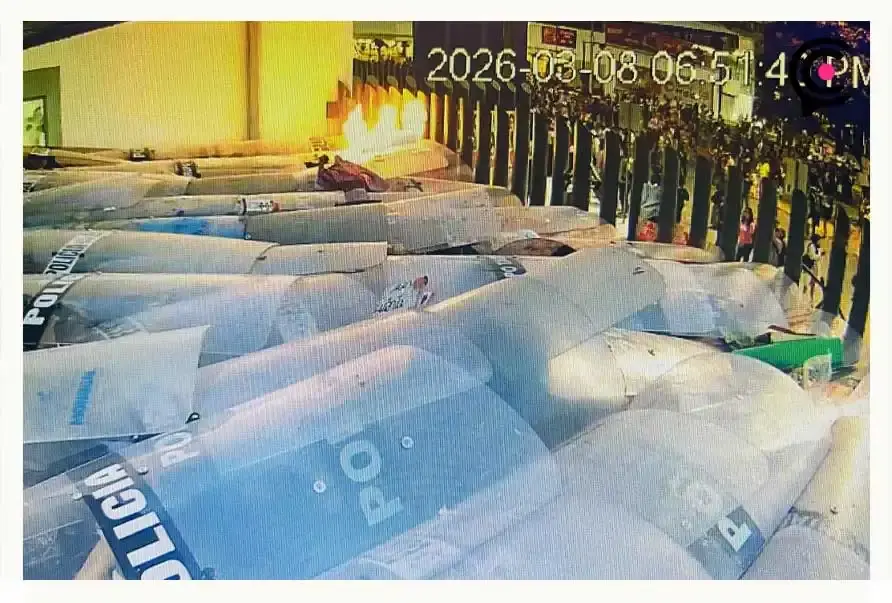 Cierran manifestaciones del 8M 2026 con tensión en Fiscalía de Puebla