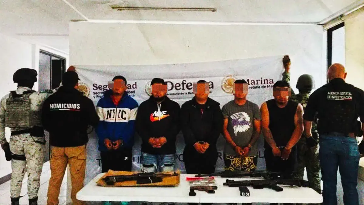 Fiscalía de Puebla presentó cinco detenidos de cateos de Texmelucan; sin rastro de “El Medrano”