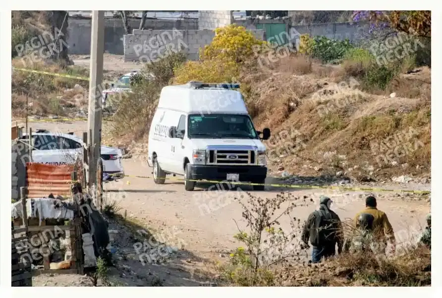 Vecinos encuentran dos cuerpos embolsados en San Pablo Xochimehuacan, Puebla