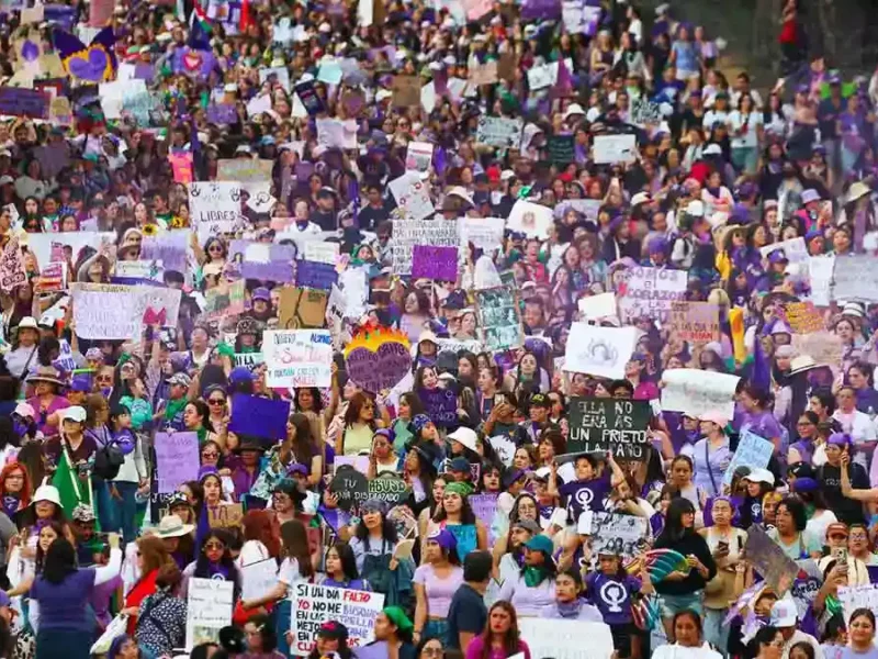Momentos que marcaron la marcha del 8 de Marzo en México