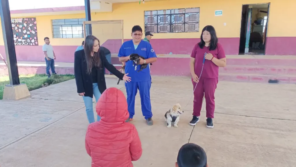 Gobierno de Zacatlán impulsa el cuidado del medio ambiente y seres sintientes en escuelas