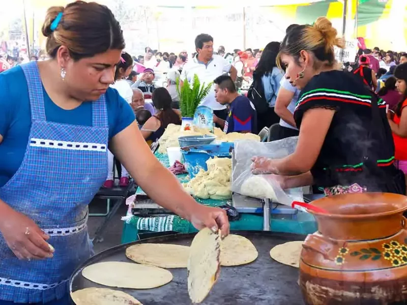 Feria de la Gordita 2026 de La Resurrección, Puebla, promete memelas gratis para asistentes