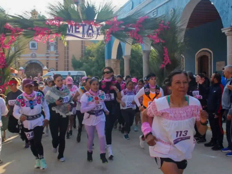 Mujeres en Zacatlán corren por la libertad, respeto a sus derechos y una vida sin violencia