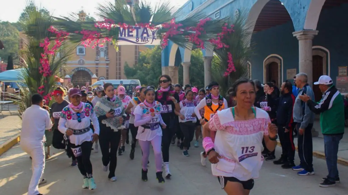 Mujeres en Zacatlán corren por la libertad, respeto a sus derechos y una vida sin violencia