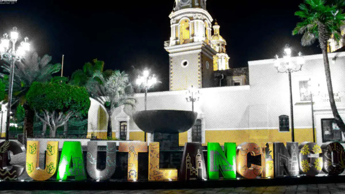 Cuentahabientes denuncian robo de un millón de pesos en Cuautlancingo