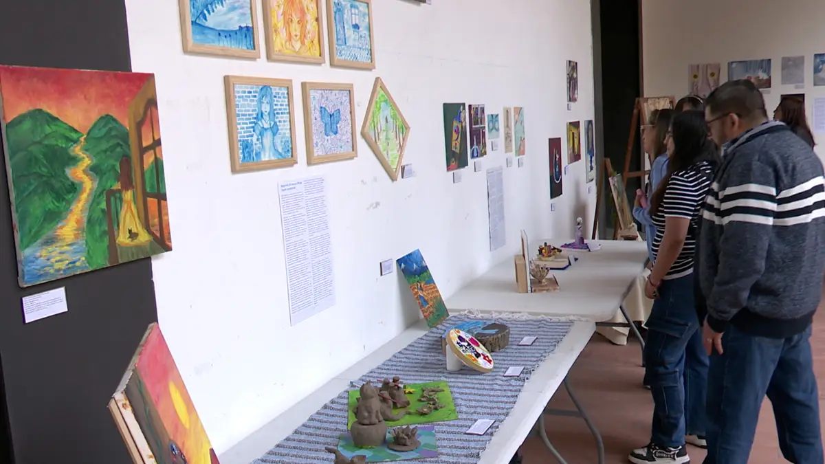 Participan estudiantes del Bachillerato 5 de Mayo en Expo Artes 2026
