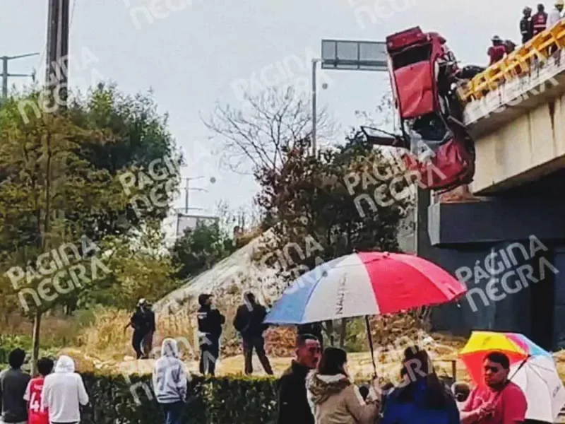 Accidente en el Periférico Ecológico de Puebla deja una mujer muerta y tres heridos