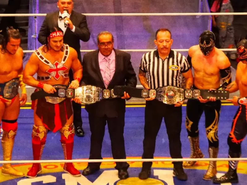 Arena Puebla ovaciona a "El Satánico" y fundador de la CMLL en “Homenaje a dos leyendas”
