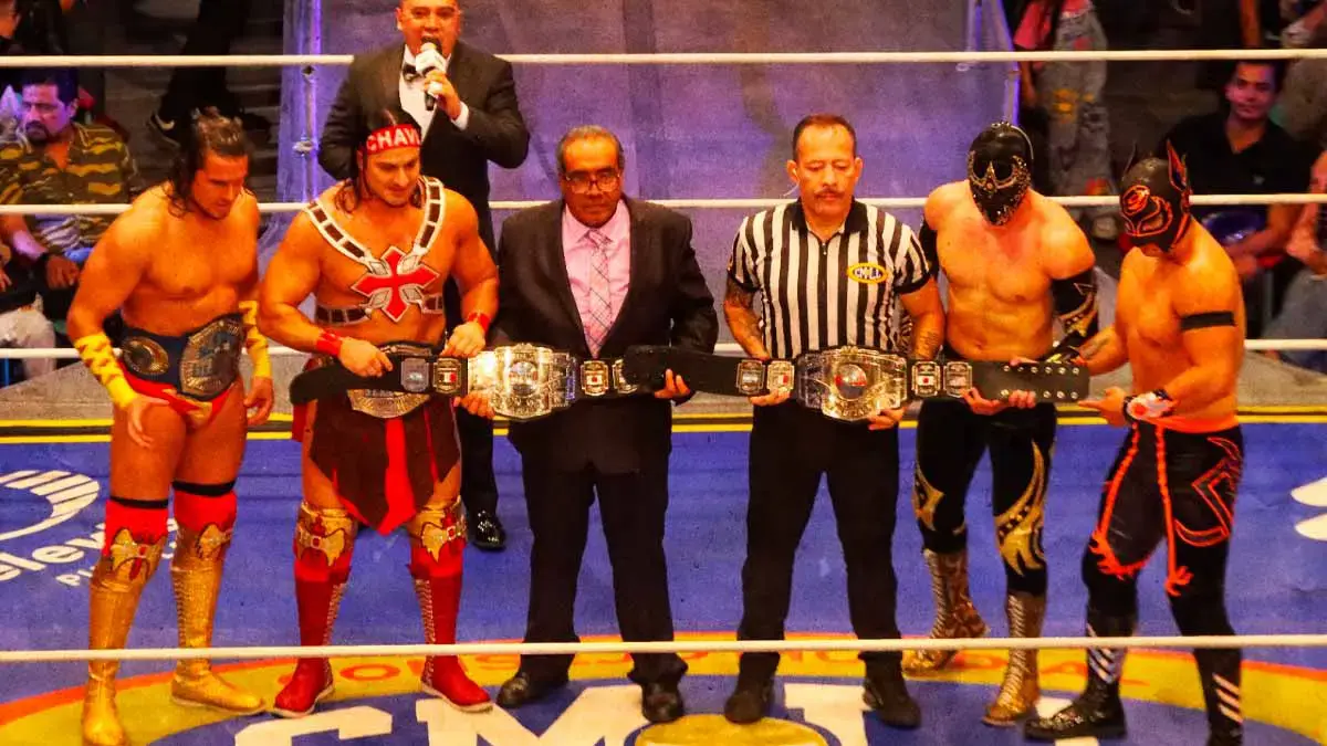 Arena Puebla ovaciona a "El Satánico" y fundador de la CMLL en “Homenaje a dos leyendas”