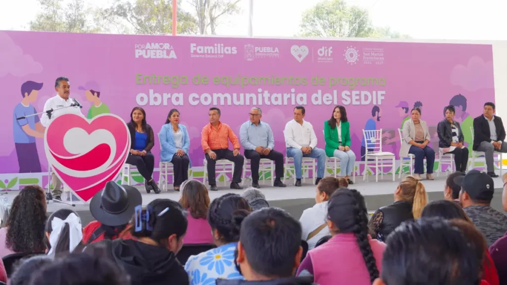Texmelucan es sede de la entrega de equipamiento del Programa Obra Comunitaria del SEDIF