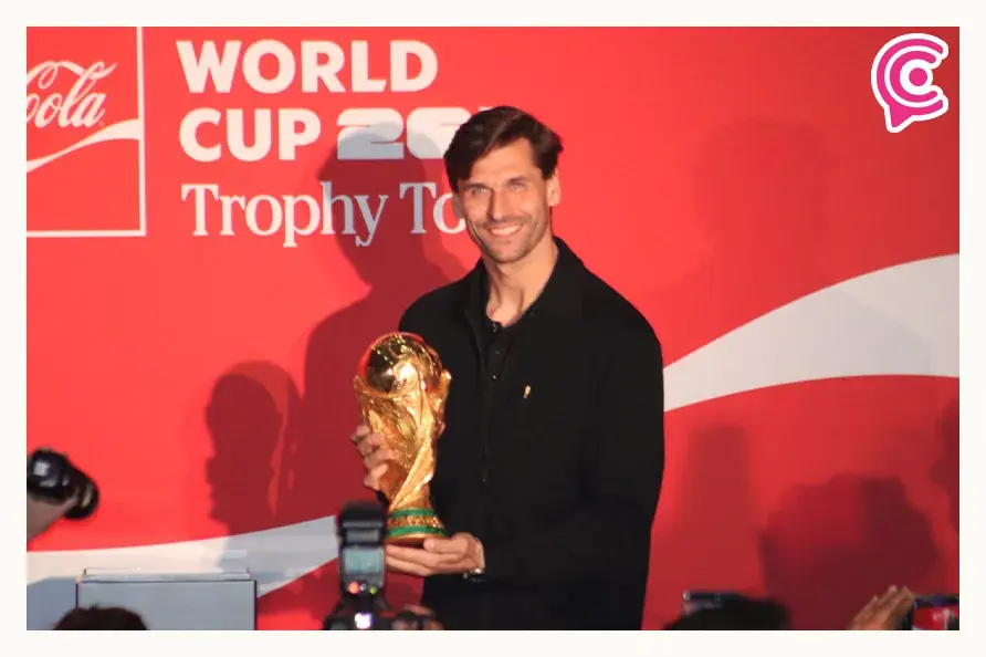 Puebla recibe la Copa del Mundo de la FIFA como parte del World Trophy Tour