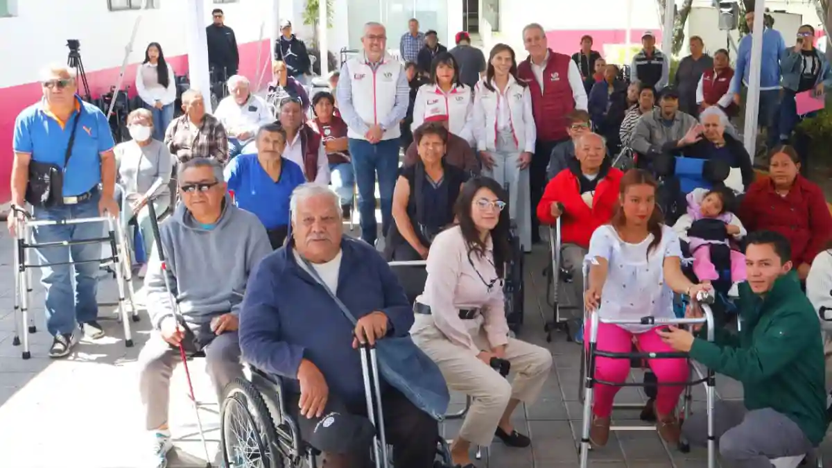 Priorizan Pepe Chedraui y MariElise Budib el bienestar de grupos prioritarios con la entrega de aparatos funcionales