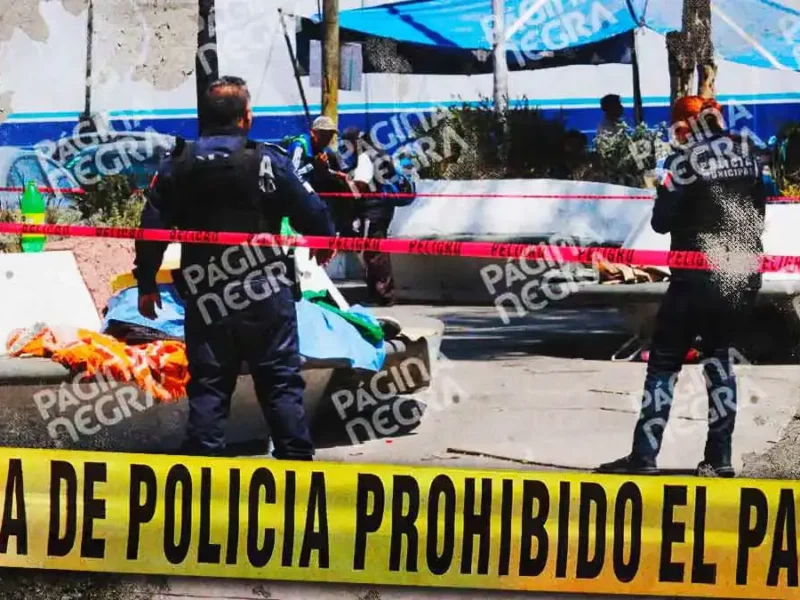 Indigente murió por causas naturales en el parque del Barrio de Santa Anita en Puebla