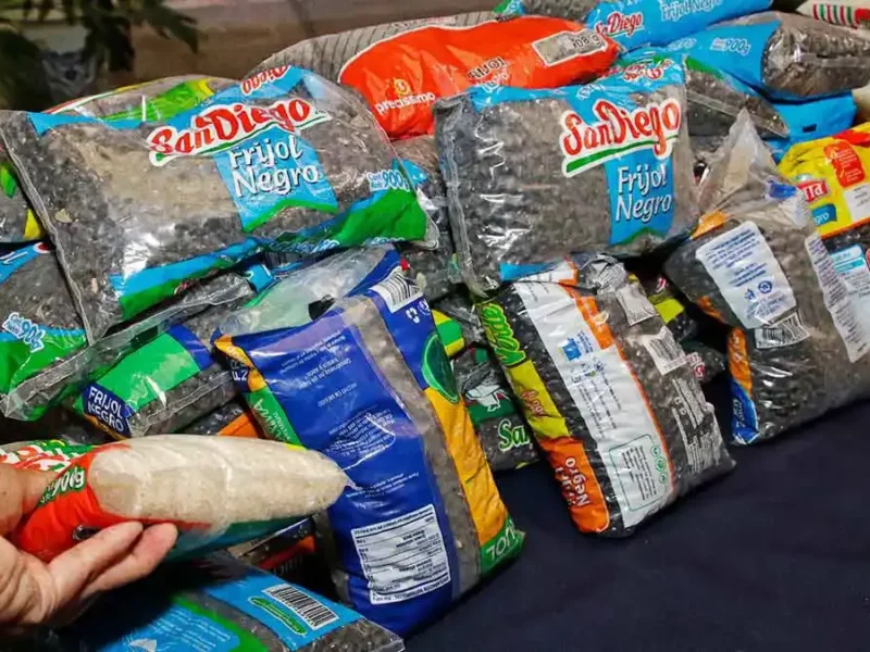 UDLAP dona más de ocho toneladas de frijol al Banco de Alimentos Caritas Puebla