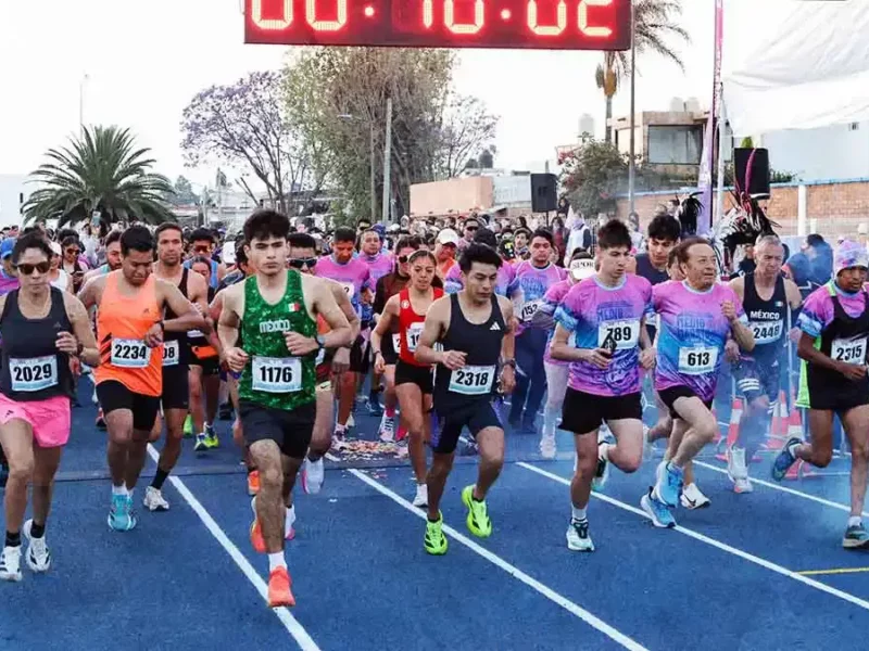 Más de tres mil corredores participan en el Medio Maratón Equinoccio 2026