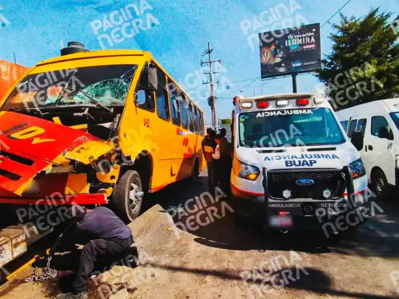 Choque entre Ruta 10 y RM1 dejó seis lesionados en Puebla; chofer responsable huyó