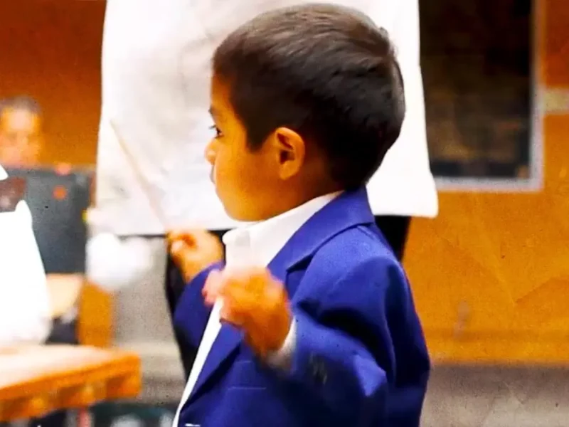 Gobierno de Puebla crea fideicomiso en apoyo al niño Gabriel Castillo, director de orquesta de cuatro años