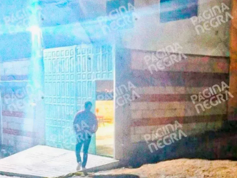 Hombre murió aplastado por camioneta que reparaba en San Baltazar Tetela, Puebla